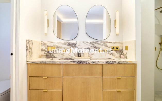 Wiederverkauf - Wohnung - Marbella - Nueva Andalucía