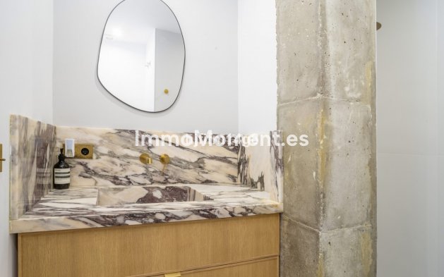 Wiederverkauf - Wohnung - Marbella - Nueva Andalucía