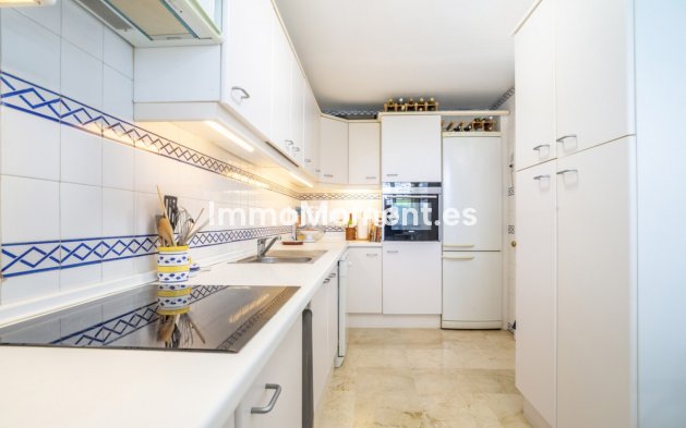 Wiederverkauf - Wohnung - Marbella - Guadalmina Alta