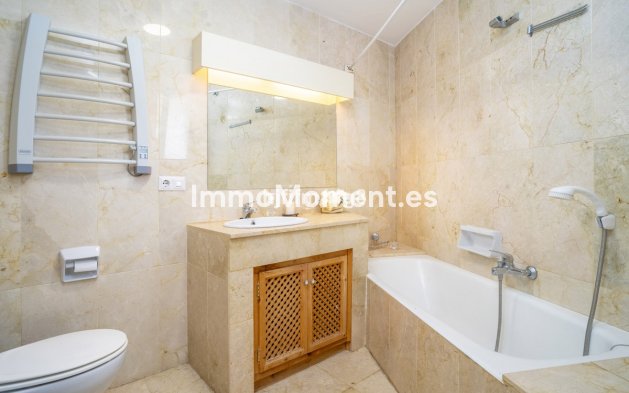 Wiederverkauf - Wohnung - Marbella - Guadalmina Alta