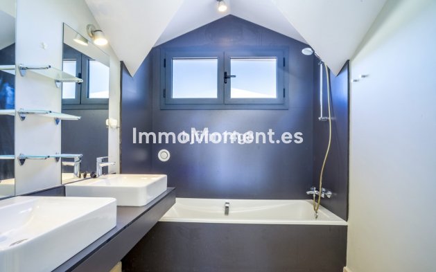 Bestaande woning - Appartement - Estepona  - Estepona Centro