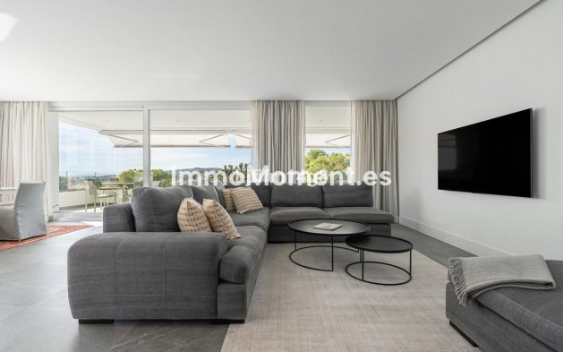 Resale - Apartment - Benahavís - La Quinta