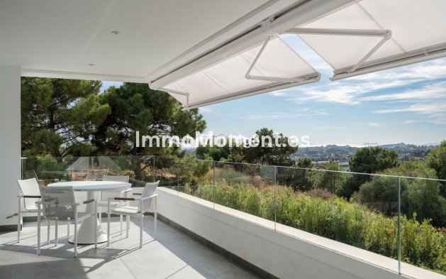 Resale - Apartment - Benahavís - La Quinta