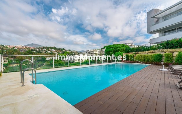 Resale - Apartment - Benahavís - La Quinta
