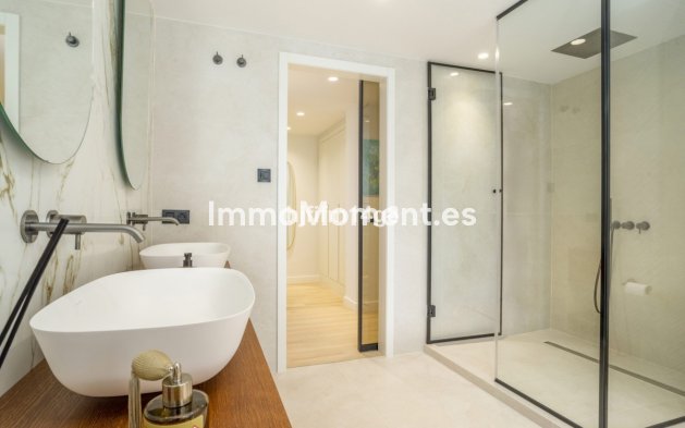 Wiederverkauf - Wohnung - Marbella - Nueva Andalucía