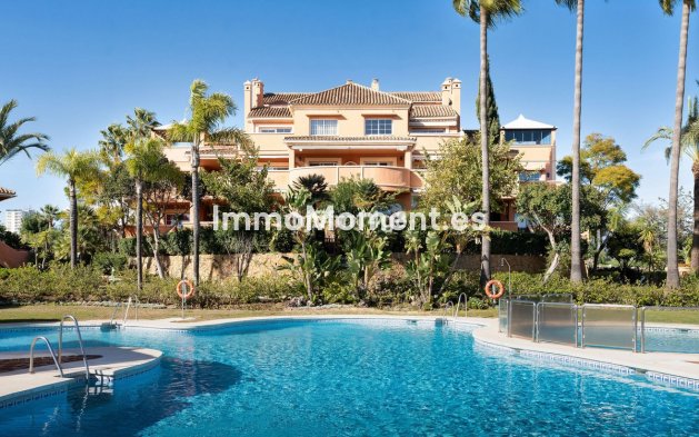 Revente - Appartement - Marbella - Nueva Andalucía