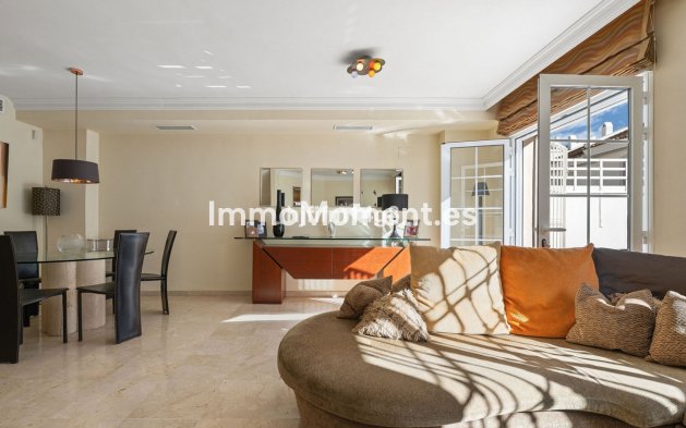 Bestaande woning - Geschakelde woning - Marbella - Nueva Andalucía