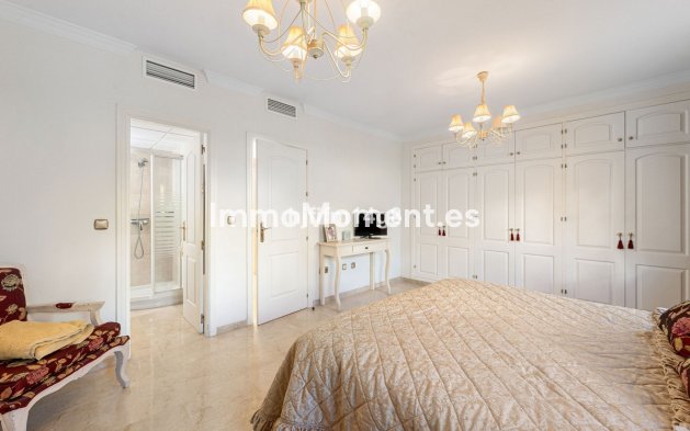 Bestaande woning - Geschakelde woning - Marbella - Nueva Andalucía