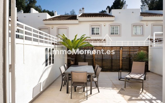 Bestaande woning - Geschakelde woning - Marbella - Nueva Andalucía