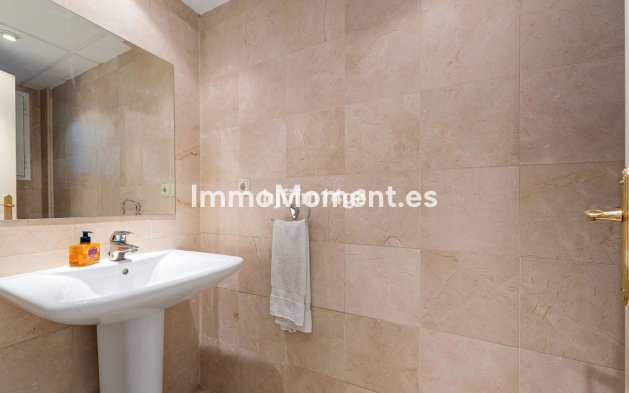 Bestaande woning - Geschakelde woning - Marbella - Nueva Andalucía