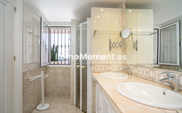Revente - Maison mitoyenne - Marbella - Nueva Andalucía