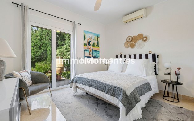 Reventa - Villa - Marbella - Nueva Andalucía