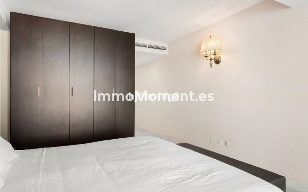 Wiederverkauf - Wohnung - Marbella - Puerto Banús
