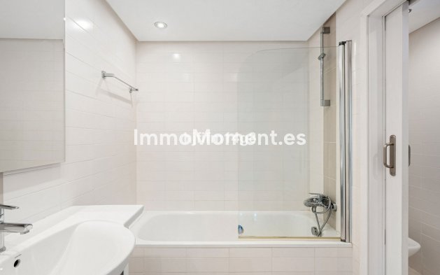 Wiederverkauf - Wohnung - Marbella - Puerto Banús