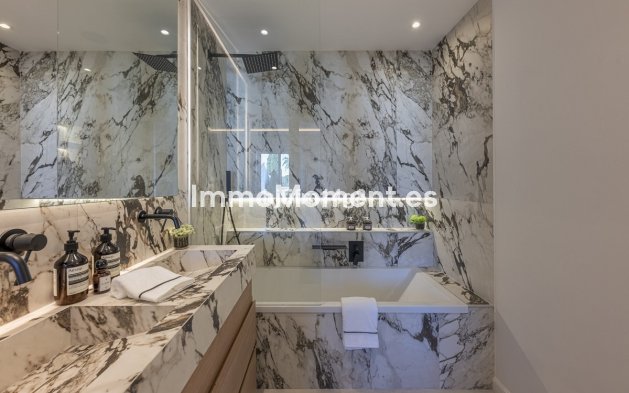 Reventa - Adosado - Marbella - Nueva Andalucía