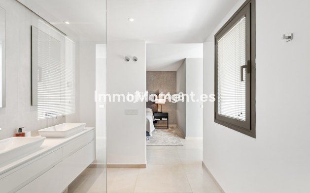 Revente - Appartement - Marbella - Nueva Andalucía