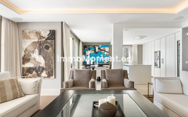 Revente - Appartement - Marbella - Nueva Andalucía
