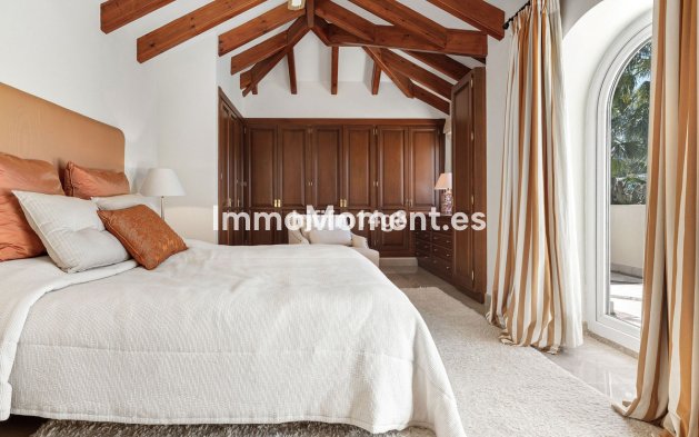 Wiederverkauf - Wohnung - Marbella - Nueva Andalucía