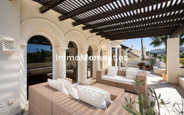 Wiederverkauf - Wohnung - Marbella - Nueva Andalucía