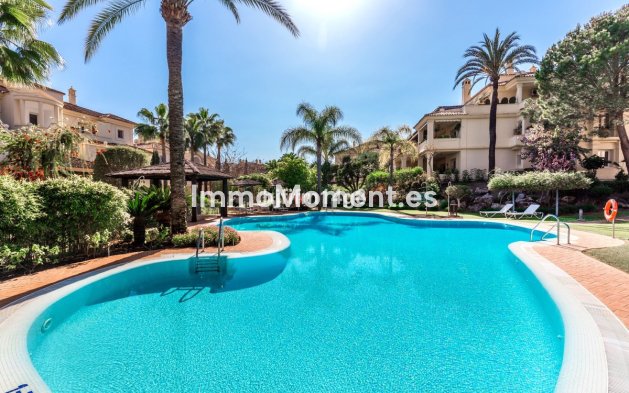 Wiederverkauf - Wohnung - Marbella - Nueva Andalucía