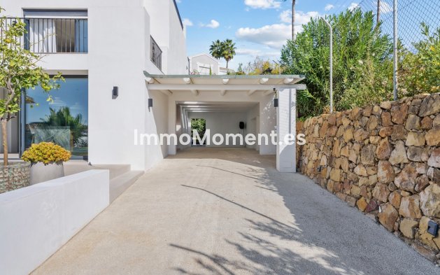 Wiederverkauf - Villa - Marbella - Nueva Andalucía