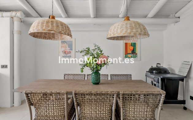 Wiederverkauf - Villa - Marbella - Nueva Andalucía