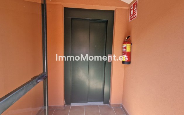 Wiederverkauf - Wohnung - Marbella - Elviria