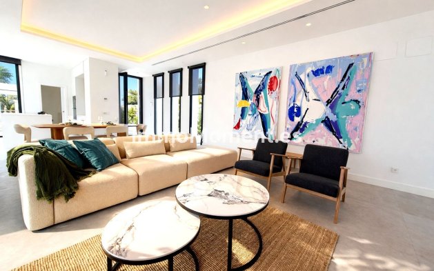 Bestaande woning - Villa - Estepona  - Atalaya