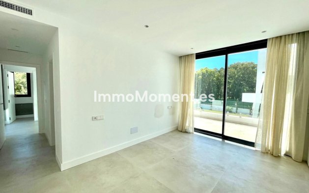 Bestaande woning - Villa - Estepona  - Atalaya