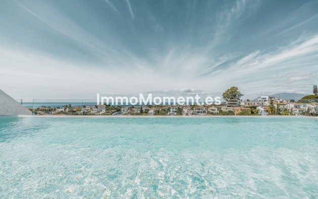 Wiederverkauf - Villa - Marbella - Nueva Andalucía
