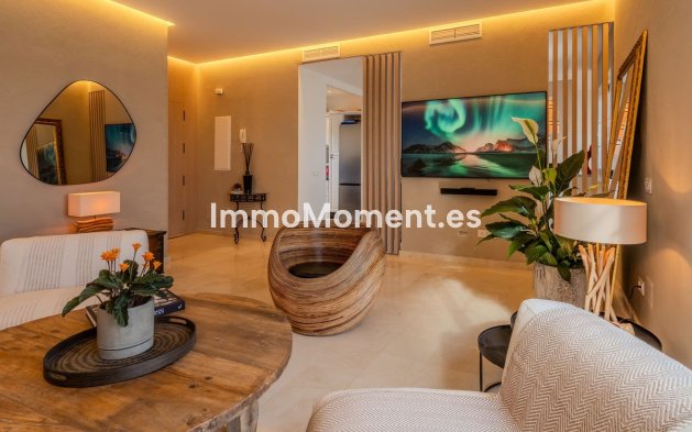 Wiederverkauf - Villa - Marbella - Nueva Andalucía