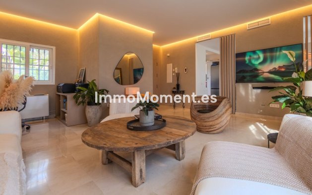 Wiederverkauf - Villa - Marbella - Nueva Andalucía