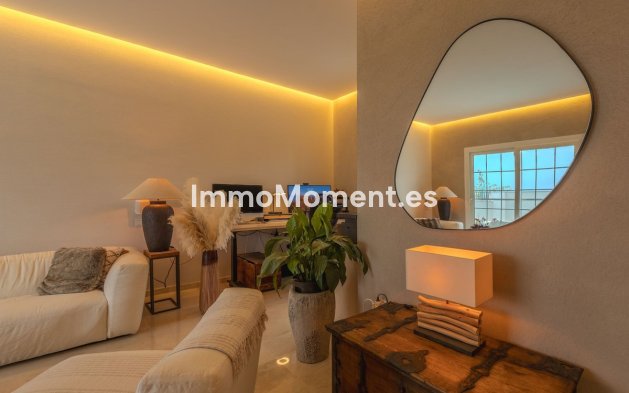 Wiederverkauf - Villa - Marbella - Nueva Andalucía