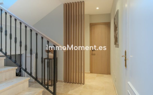 Wiederverkauf - Villa - Marbella - Nueva Andalucía