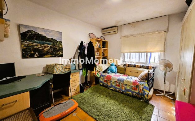 Resale - Villa - Denia - Denia Centro