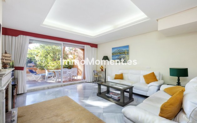 Bestaande woning - Geschakelde woning - Marbella - Nueva Andalucía