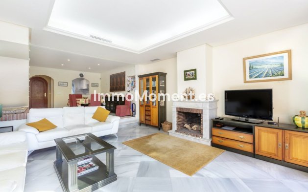 Bestaande woning - Geschakelde woning - Marbella - Nueva Andalucía