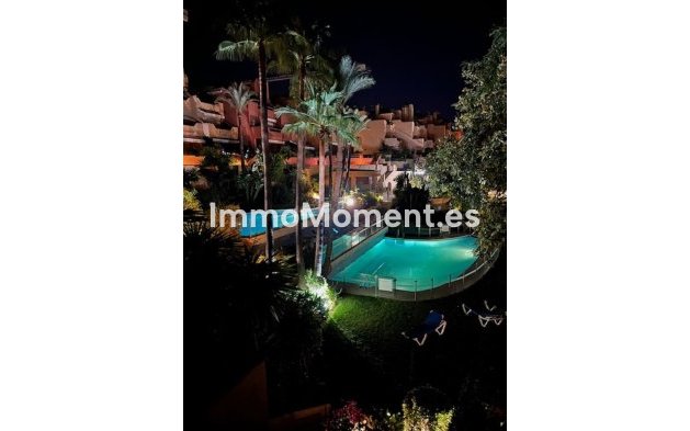 Bestaande woning - Geschakelde woning - Marbella - Nueva Andalucía