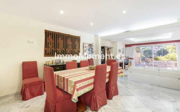 Bestaande woning - Geschakelde woning - Marbella - Nueva Andalucía