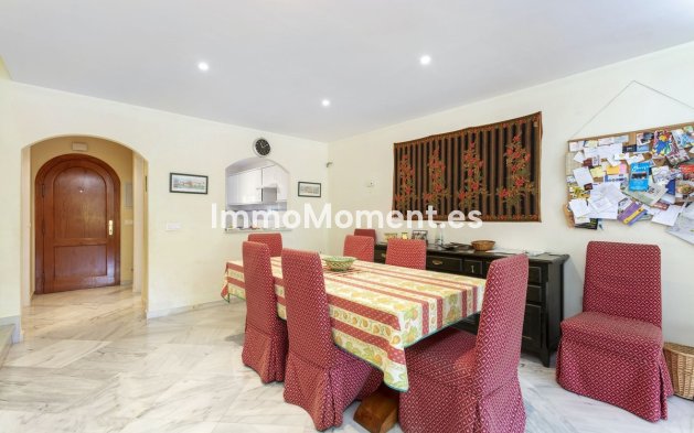 Bestaande woning - Geschakelde woning - Marbella - Nueva Andalucía