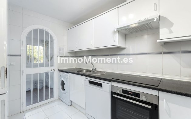 Bestaande woning - Geschakelde woning - Marbella - Nueva Andalucía