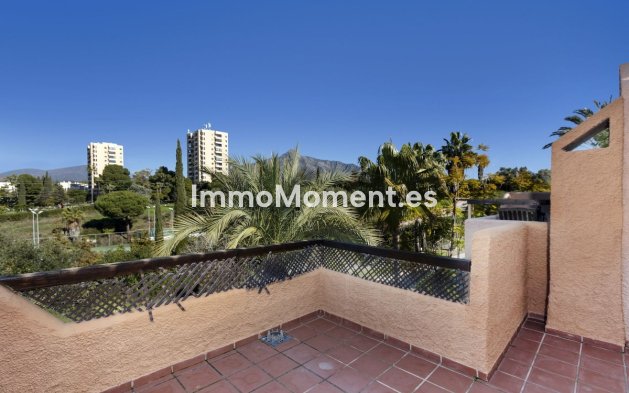 Bestaande woning - Geschakelde woning - Marbella - Nueva Andalucía