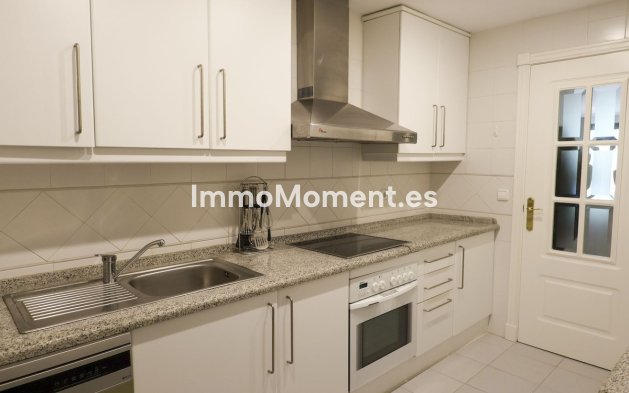 Reventa - Apartamento - Benahavís - Los Arqueros