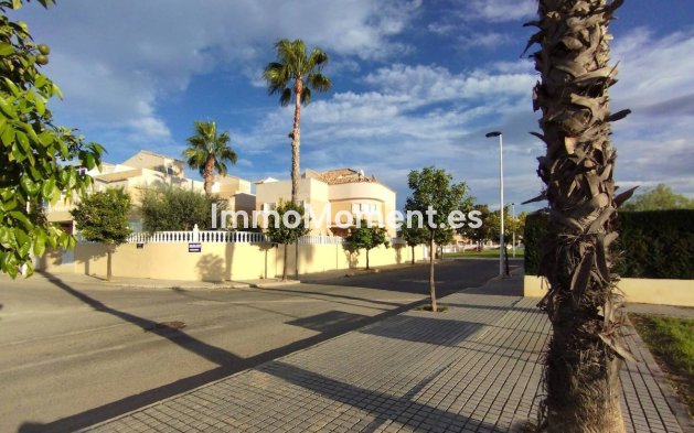 Revente - Villa - Torrevieja - La Siesta