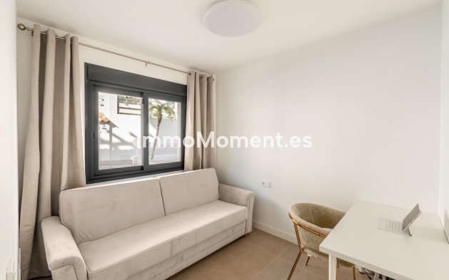 Resale - Townhouse - El Paraiso - New Golden Mile