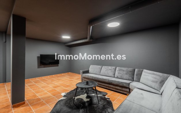 Resale - Townhouse - El Paraiso - New Golden Mile