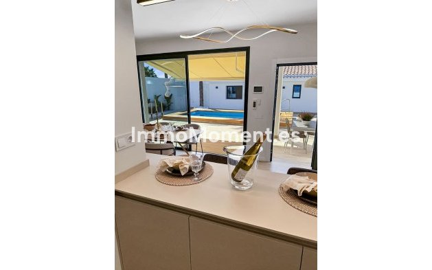 Revente - Villa - Marbella - Costabella