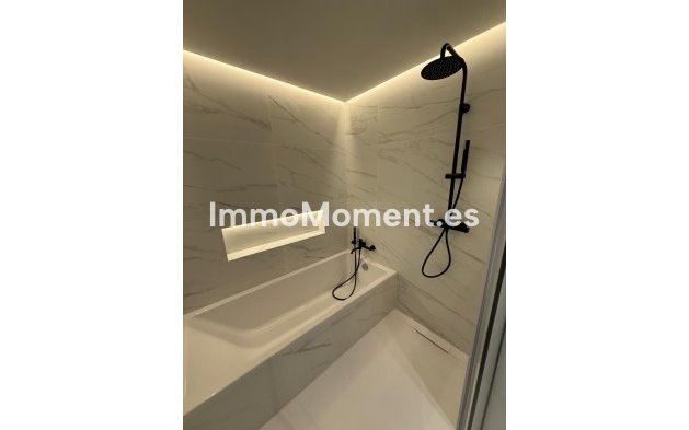 Wiederverkauf - Wohnung - Marbella - Nueva Andalucía