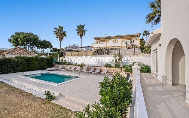 Reventa - Villa - Marbella - Elviria