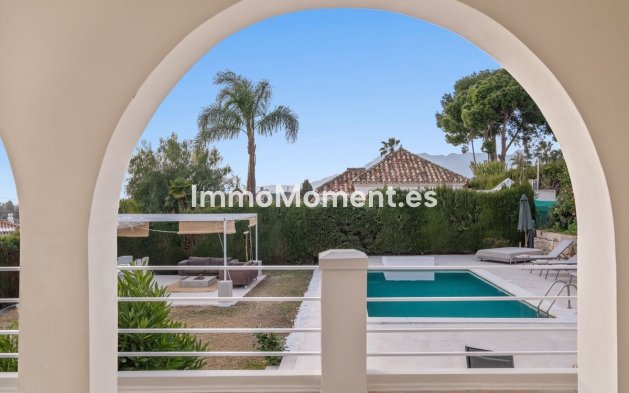 Reventa - Villa - Marbella - Elviria